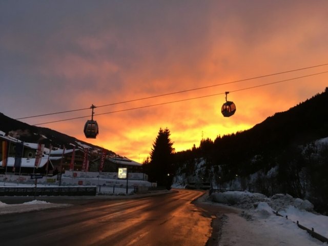 skigondels in Saalbach